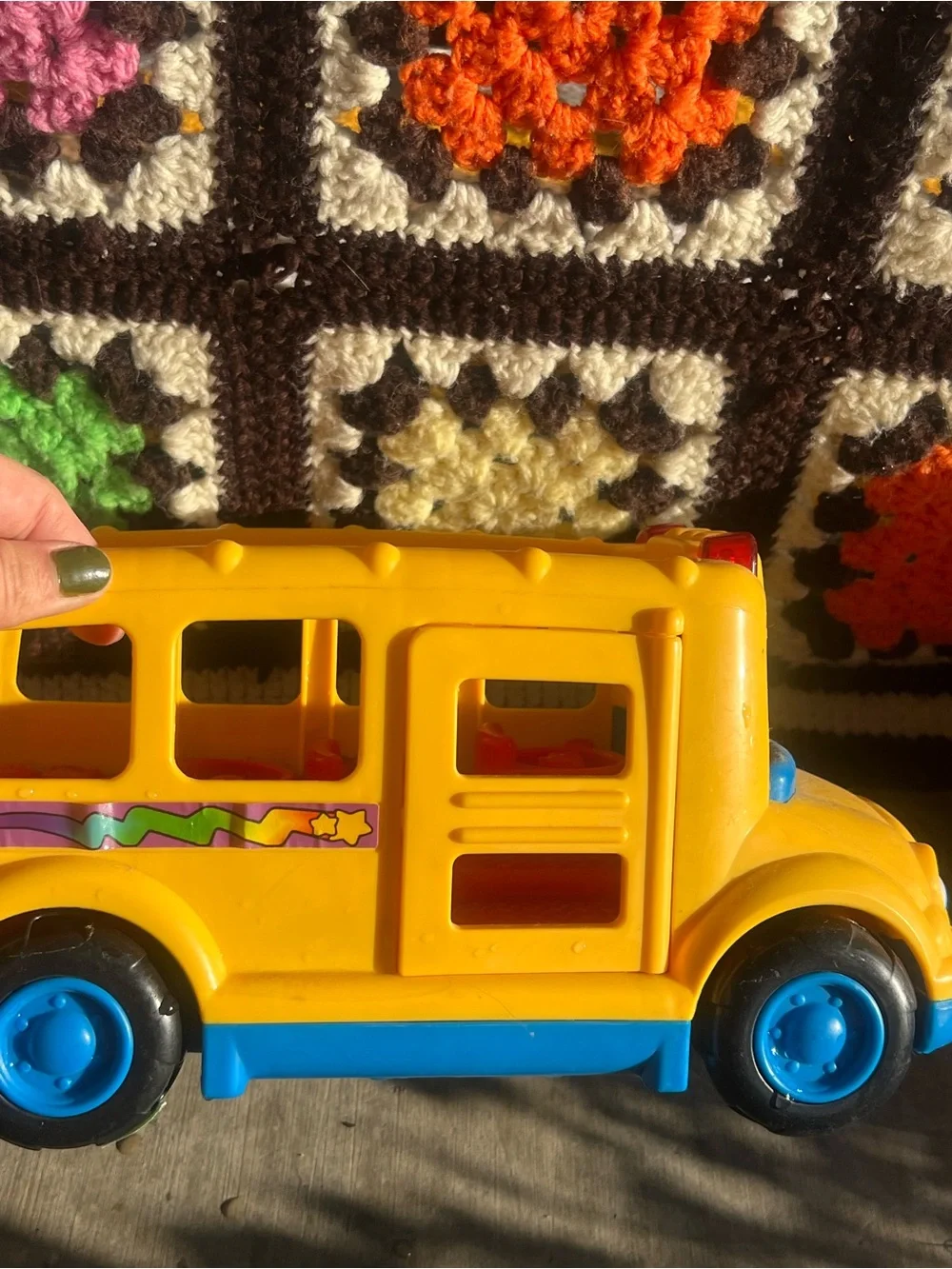 Fisher Price Little People Yellow School Bus with Driver & Kids